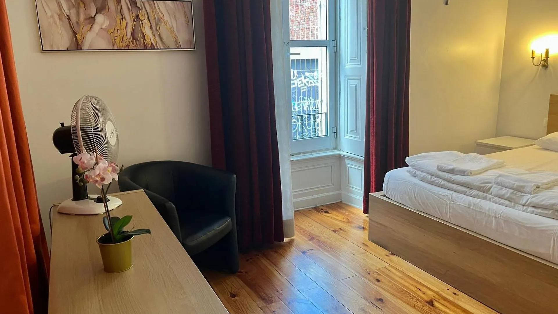 3 Bedroom, 2 Bathroom - Palma Residence Lisbon 0*,  Portugal